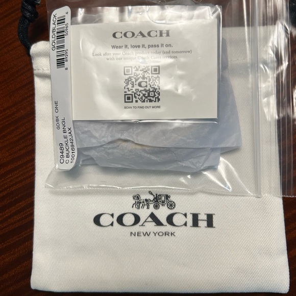COACH hinged buckle bangle NWT - Picture 9 of 10
